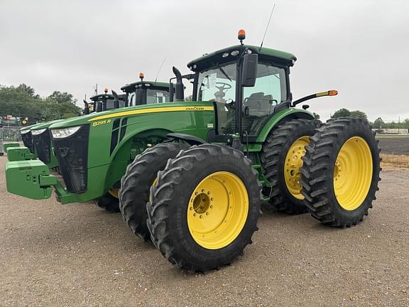 Image of John Deere 8295R equipment image 1