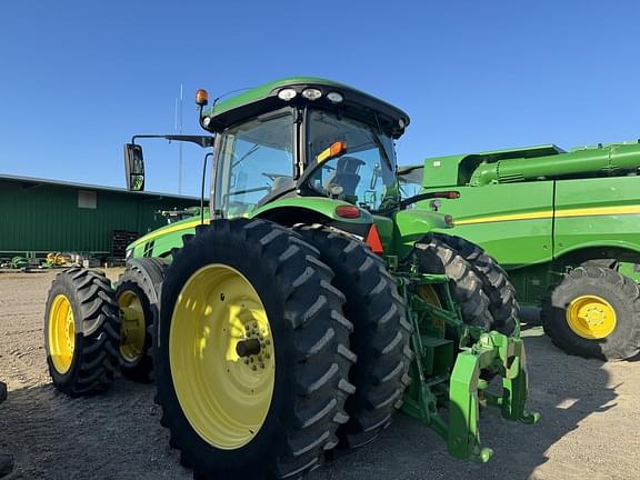 Image of John Deere 8295R equipment image 1