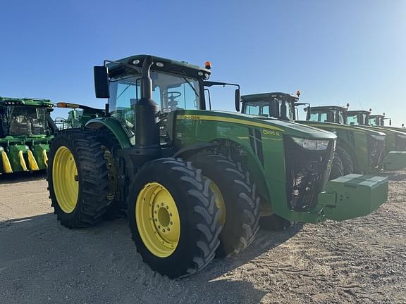 Image of John Deere 8295R equipment image 4