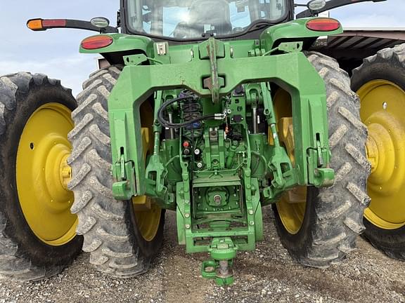 Image of John Deere 8295R equipment image 3