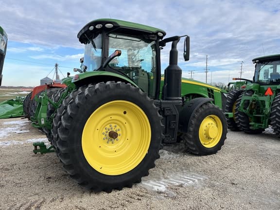 Image of John Deere 8295R equipment image 2