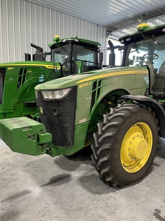 Image of John Deere 8295R equipment image 2