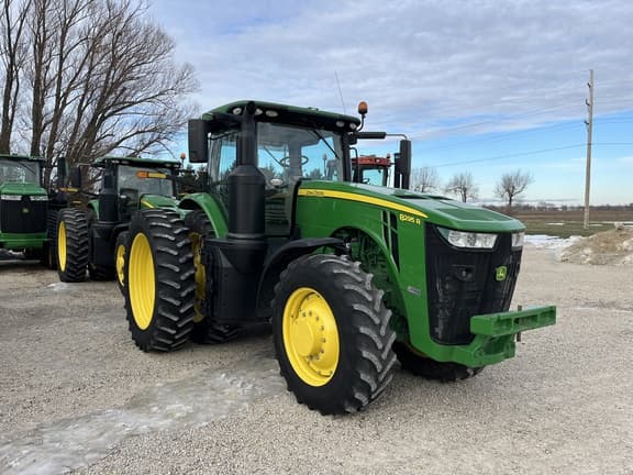 Image of John Deere 8295R equipment image 4
