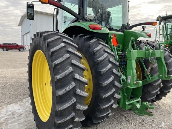 Image of John Deere 8295R equipment image 2