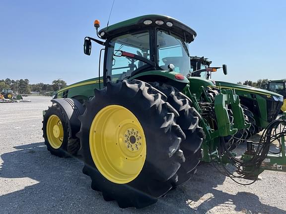 Image of John Deere 8295R equipment image 1