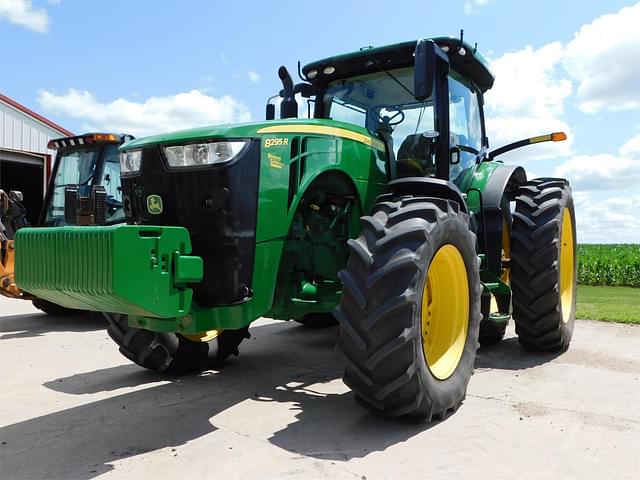 Image of John Deere 8295R equipment image 1