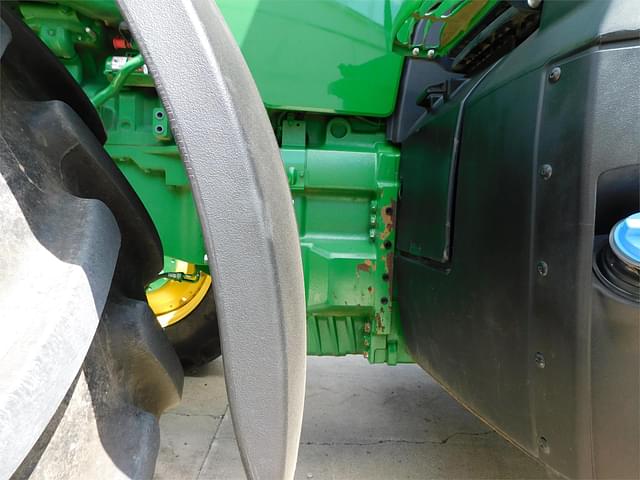 Image of John Deere 8295R equipment image 4