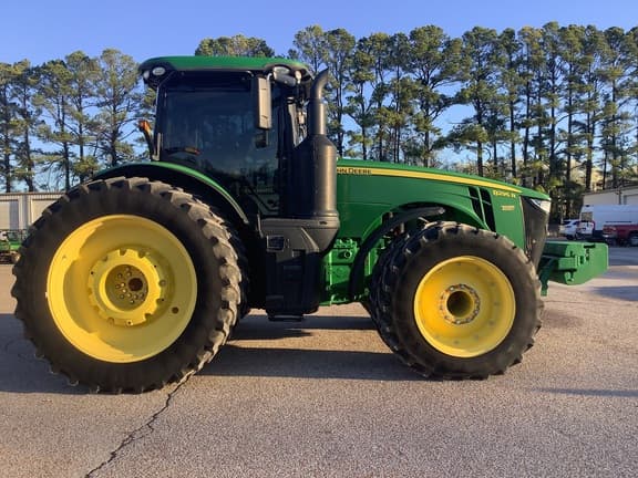 Image of John Deere 8295R equipment image 2