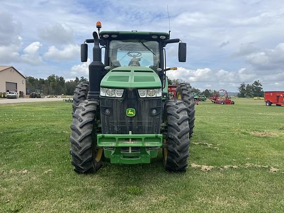 Image of John Deere 8320R equipment image 4