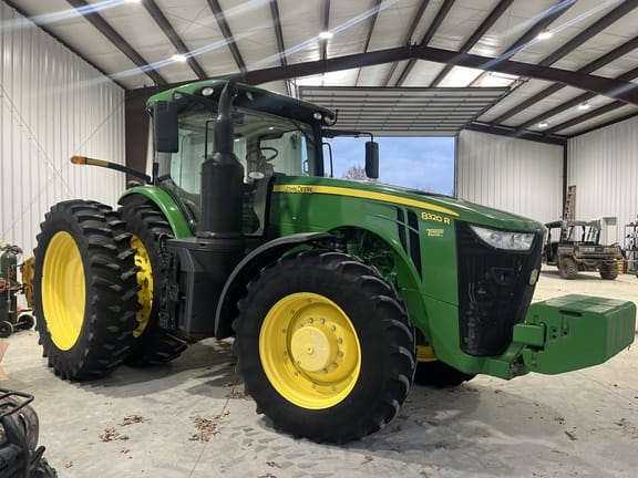 2020 John Deere 8320R Equipment Image0