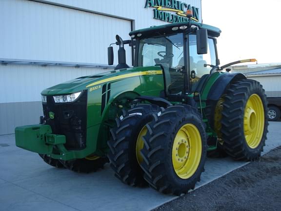 Image of John Deere 8320R Primary image