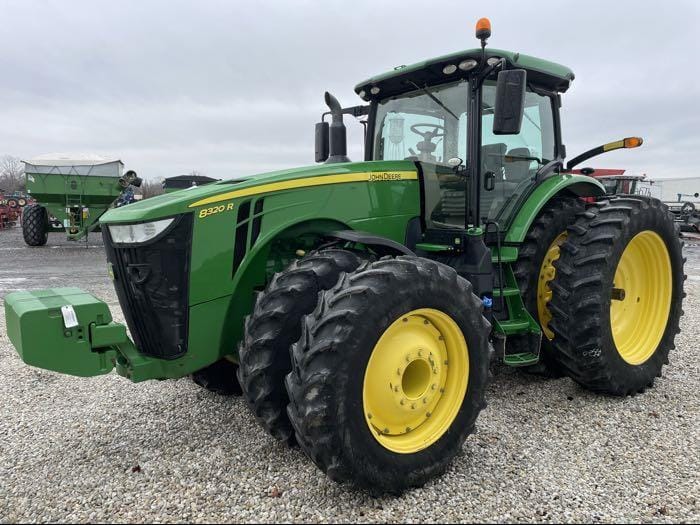 Main image John Deere 8320R
