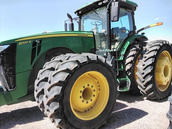 Image of John Deere 8320R Primary image