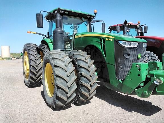 Image of John Deere 8320R equipment image 1