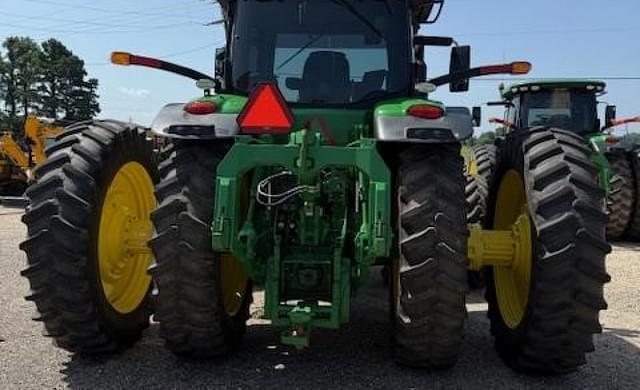 Image of John Deere 8320R equipment image 3