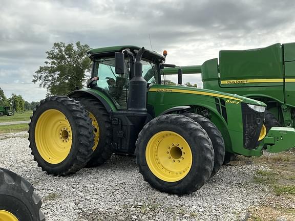 Image of John Deere 8320R equipment image 3
