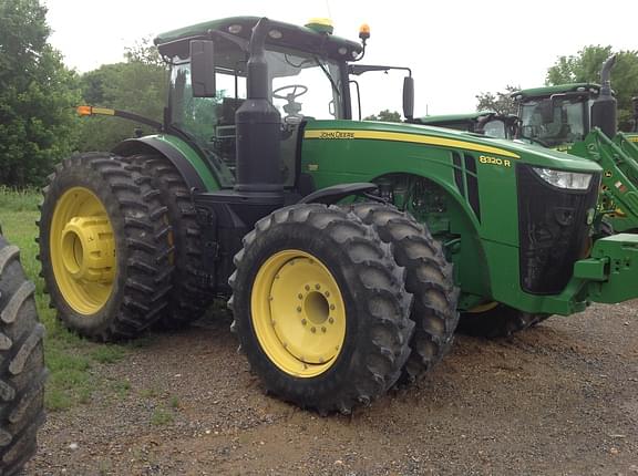 Image of John Deere 8320R Primary image