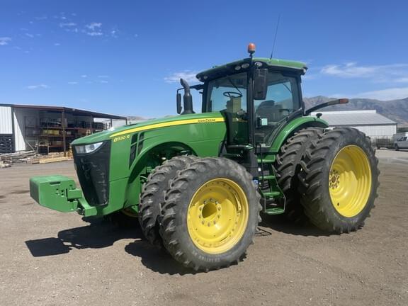 Image of John Deere 8320R Primary image