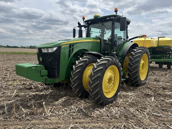 2020 John Deere 8320R Equipment Image0