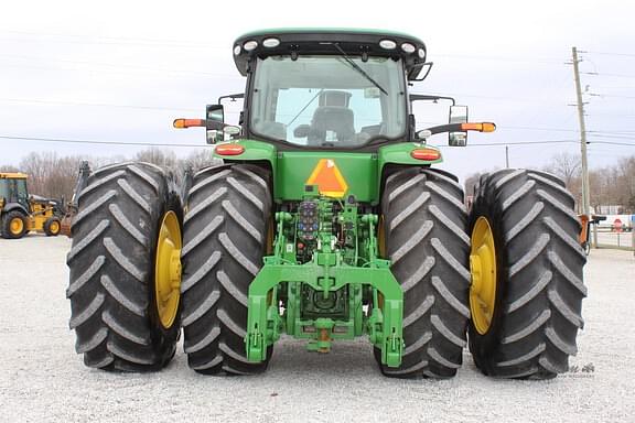 Image of John Deere 8320R equipment image 3