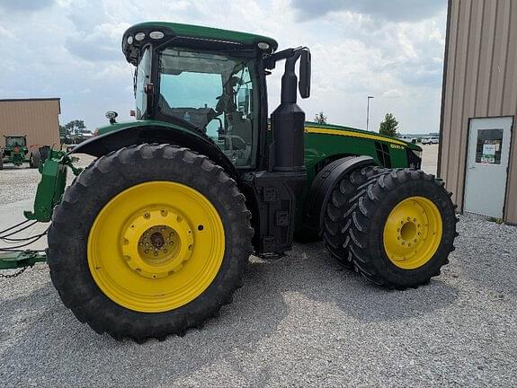 Image of John Deere 8320R equipment image 2