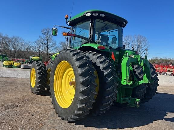 Image of John Deere 8320R equipment image 1