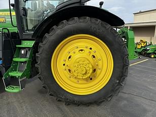 Main image John Deere 8320R 14