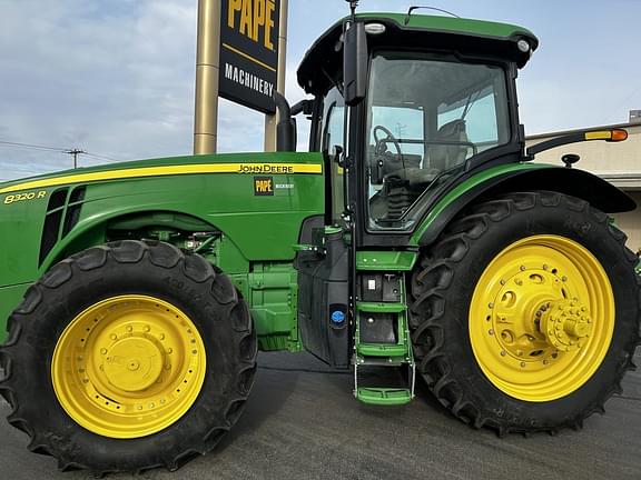 Image of John Deere 8320R equipment image 3