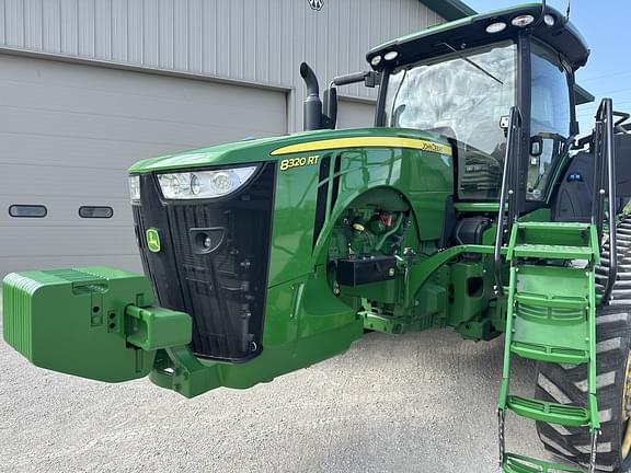 Image of John Deere 8320RT equipment image 2