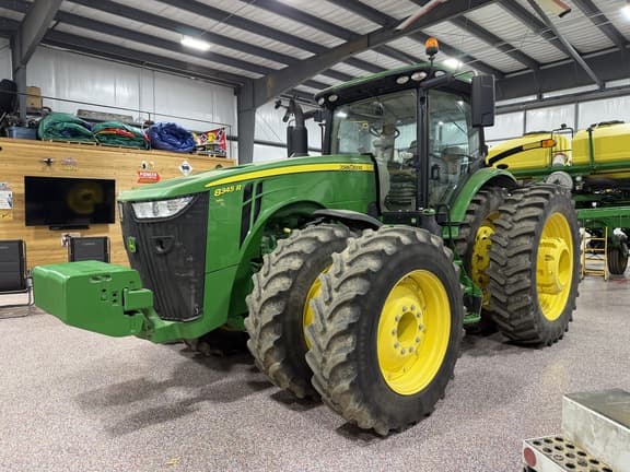Image of John Deere 8345R equipment image 4
