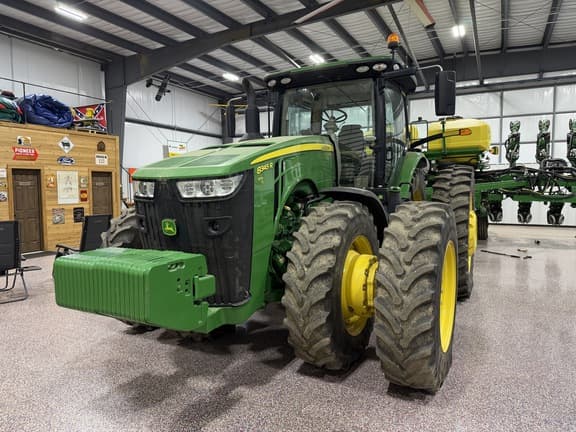 Image of John Deere 8345R equipment image 2