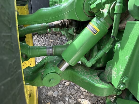 Image of John Deere 8345R equipment image 3