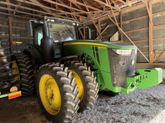 Image of John Deere 8345R equipment image 1