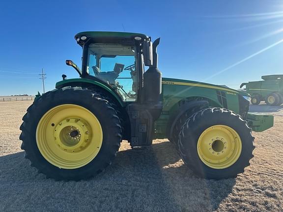 Image of John Deere 8345R equipment image 4