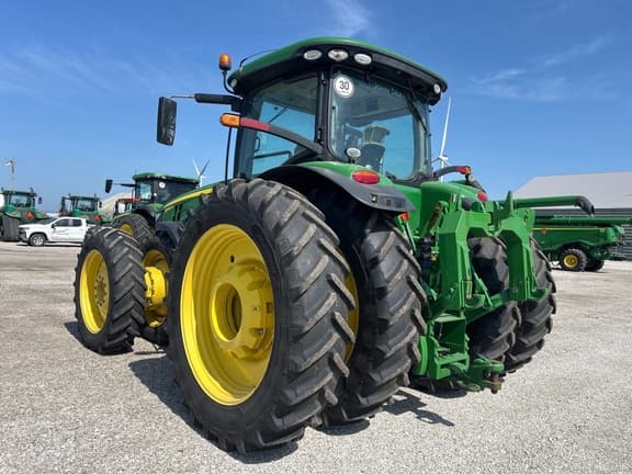 Image of John Deere 8345R equipment image 2