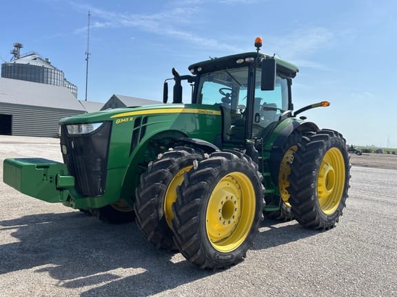 2020 John Deere 8345R Equipment Image0