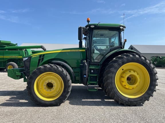 Image of John Deere 8345R equipment image 1