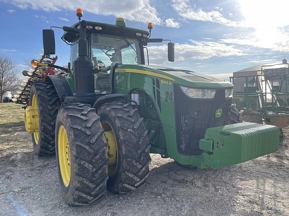 Image of John Deere 8345R equipment image 1