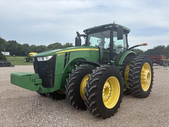 2020 John Deere 8345R Equipment Image0