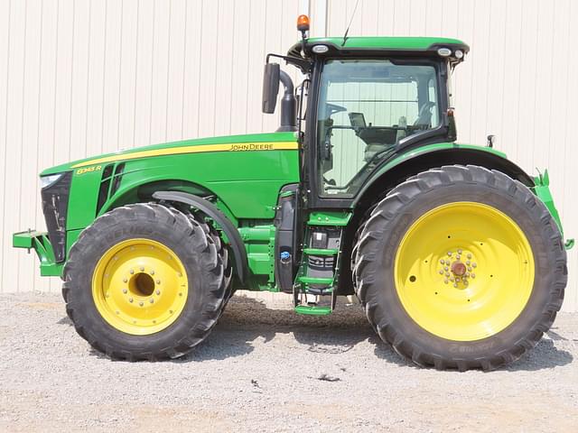 Image of John Deere 8345R equipment image 1