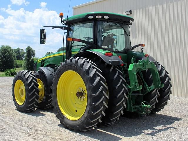 Image of John Deere 8345R equipment image 3