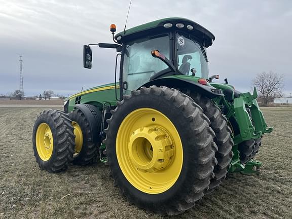 Image of John Deere 8345R equipment image 4