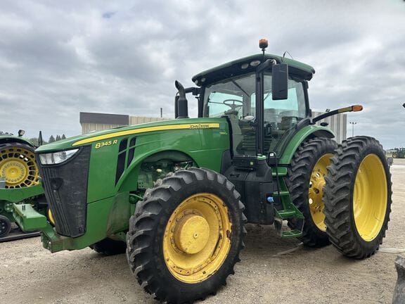 2020 John Deere 8345R Equipment Image0