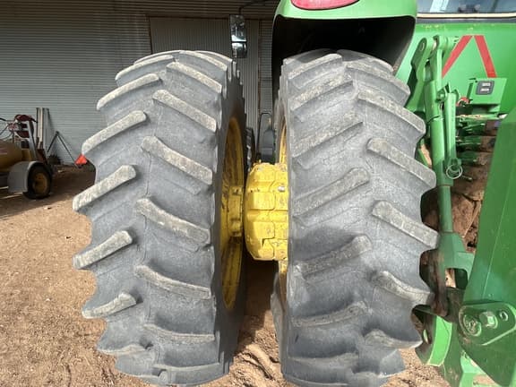 Image of John Deere 8345R equipment image 2