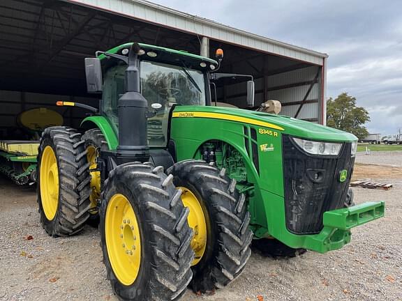 Image of John Deere 8345R equipment image 4