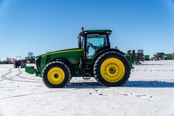 Image of John Deere 8345R equipment image 1