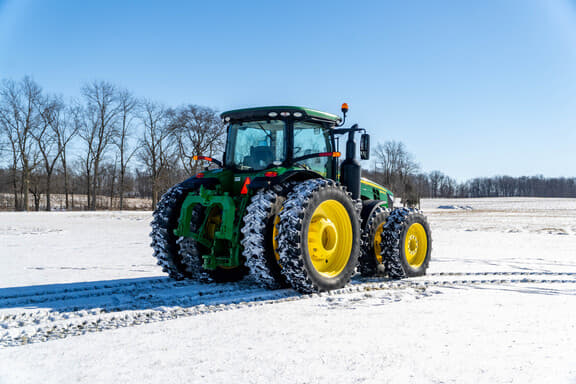 Image of John Deere 8345R equipment image 4