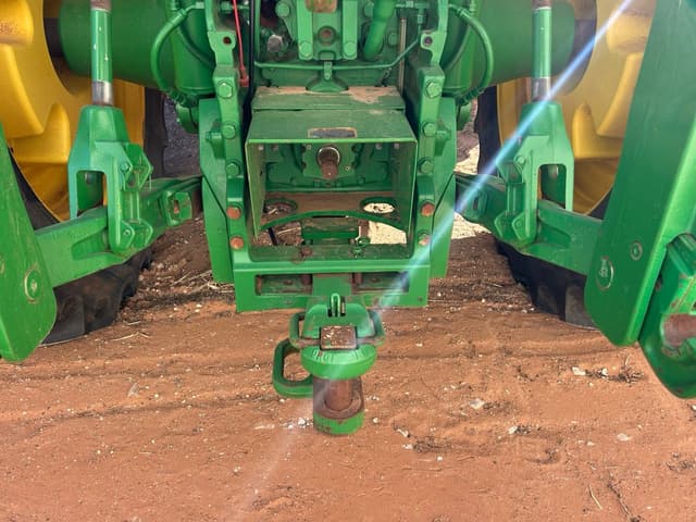 Image of John Deere 8345R equipment image 4