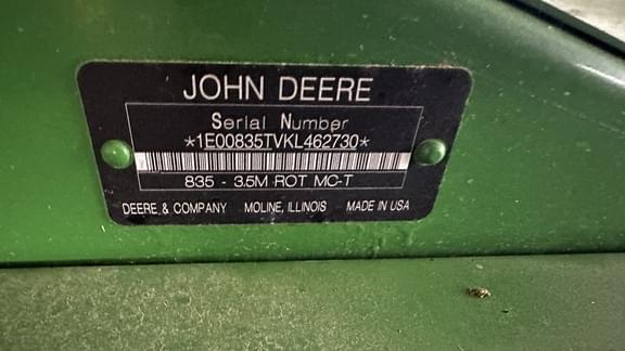 Image of John Deere 835 equipment image 1