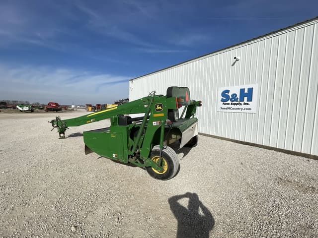 Image of John Deere 835 equipment image 3